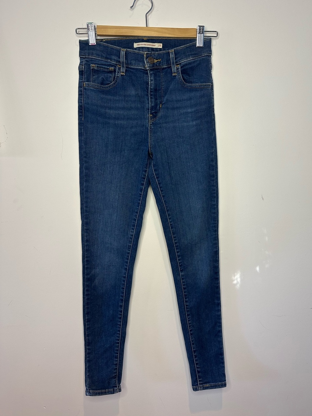 Levi’s 720 Dark Blue Women’s Skinny Jeans 25